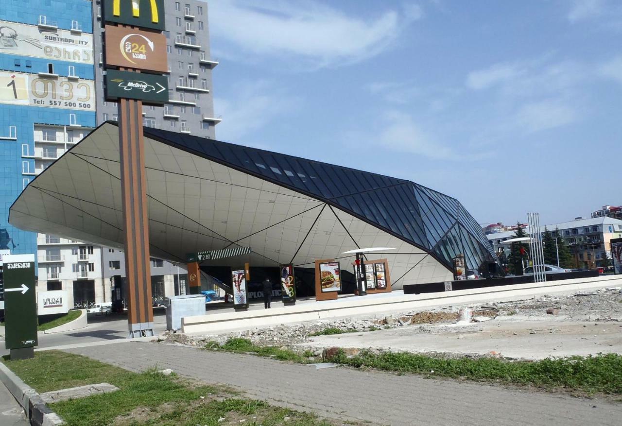 Удобные Апартаменты С Видом На Море Batumi Exterior foto